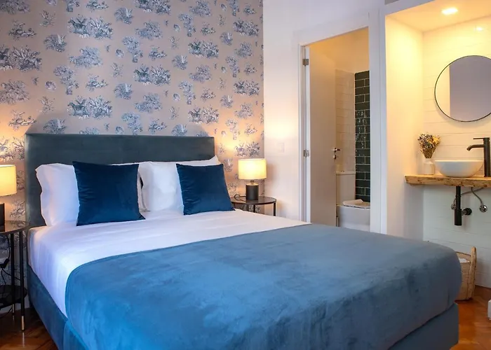 Succeed Campo Pequeno 3*