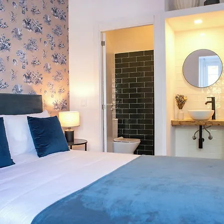 Succeed Campo Pequeno Konukevi